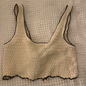 Cream Urban Outfitters cropped top, so adorable on, size small, worn once